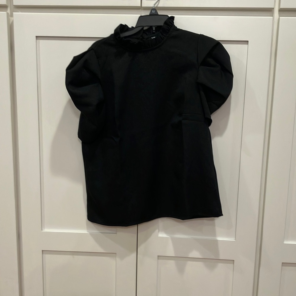 Puff sleeve black ruffle top
